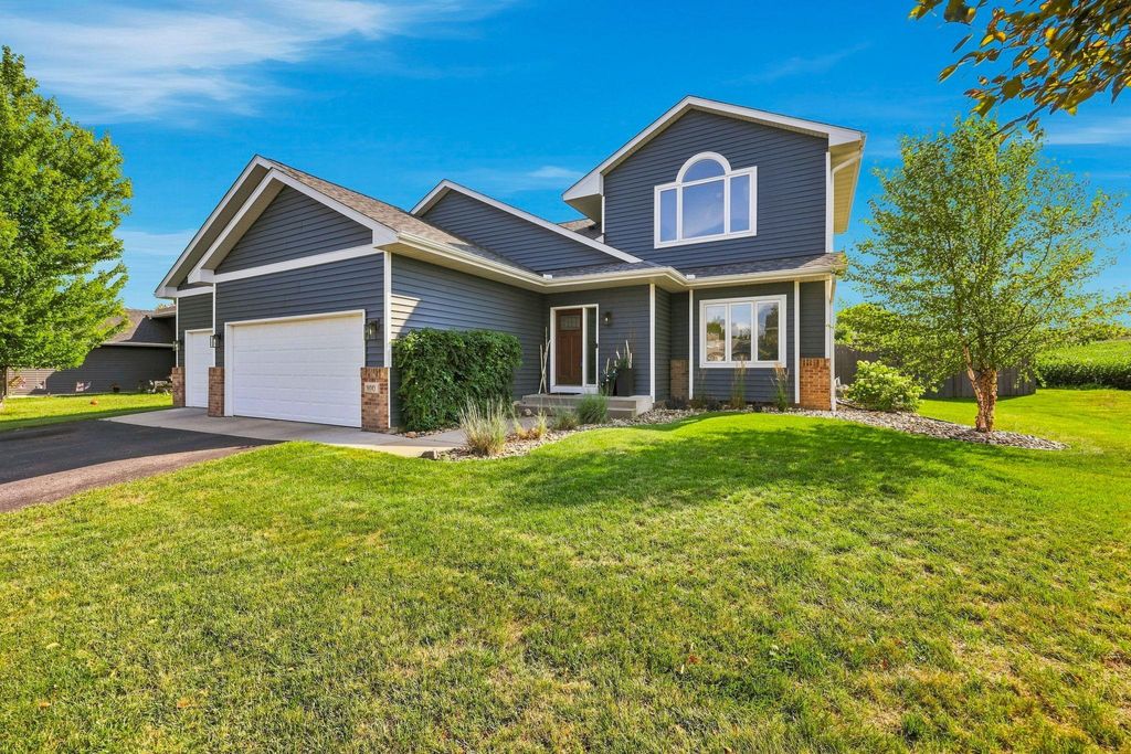800 Griffing Park Road, Buffalo, MN 55313
