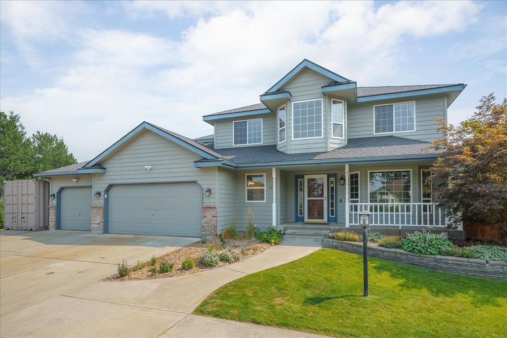 3415 S Morrill Dr, Spokane, WA 99223 photo 2