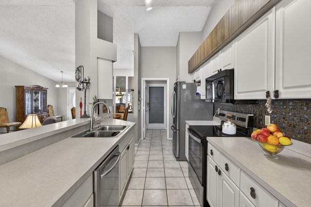 1550 Windship Circle, Wellington, FL 33414