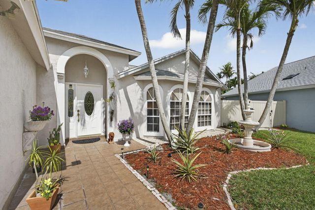 1550 Windship Circle, Wellington, FL 33414