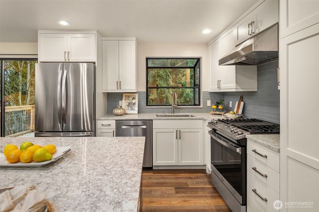 10621 NE 133rd Place, Kirkland, WA 98034