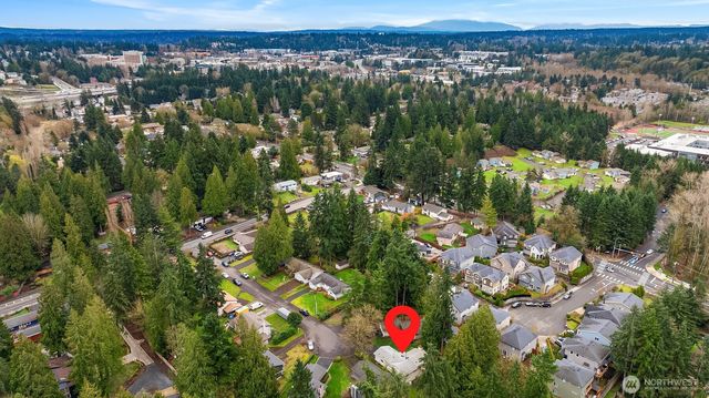 10621 NE 133rd Place, Kirkland, WA 98034