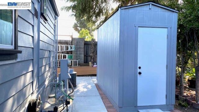 29501 Sandburg Way, Hayward, CA 94544