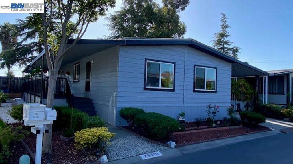 29501 Sandburg Way, Hayward, CA 94544