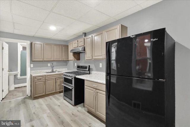 1053 MOSS ST, Reading, PA 19604