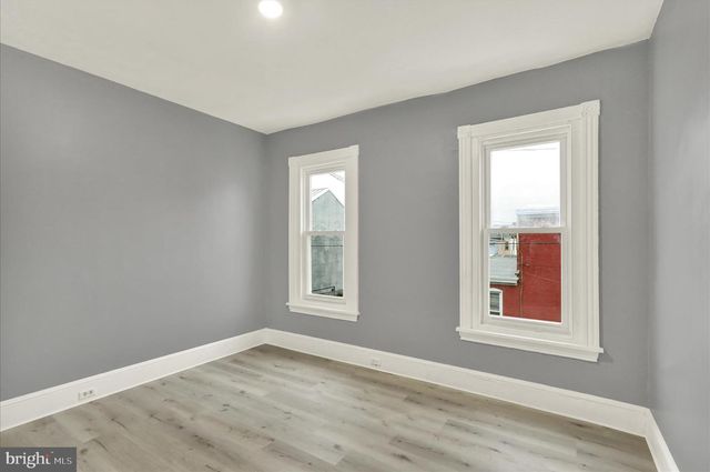 1053 MOSS ST, Reading, PA 19604