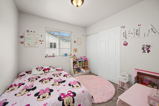 2005 N Blossom CT, Post Falls, ID 83854