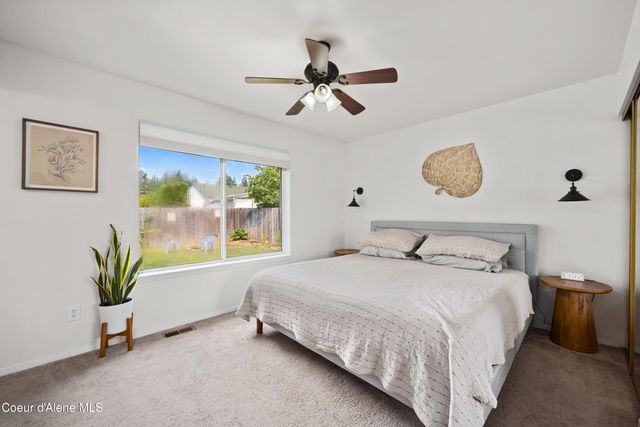 2005 N Blossom CT, Post Falls, ID 83854