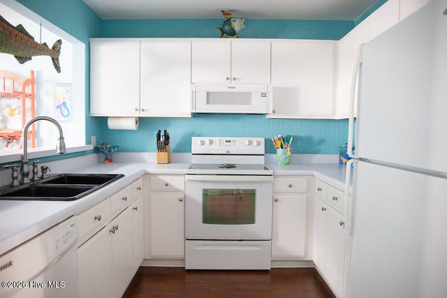 6211 Wrightsville Avenue 130, Wilmington, NC 28403