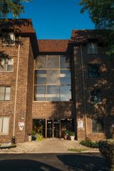 840 Elder Road 414, Homewood, IL 60430