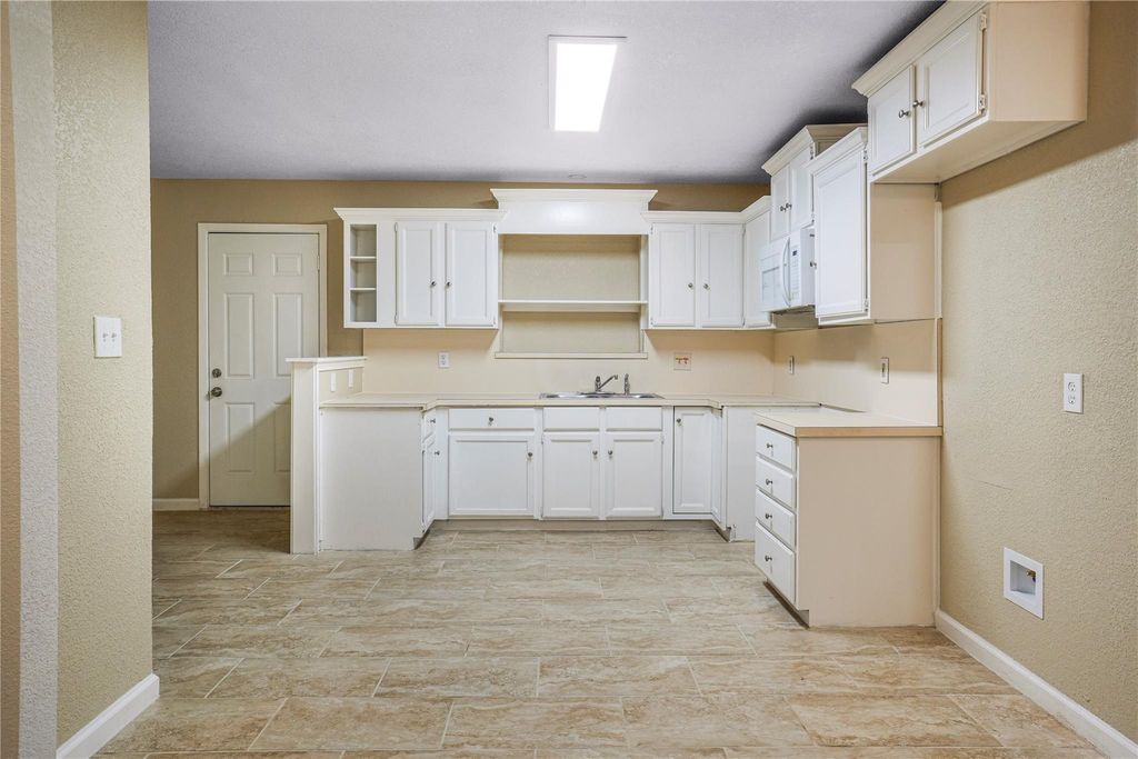 3616 Labadie Drive, Richland Hills, TX 76118 — photo 4
