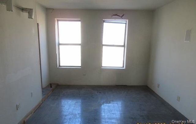 108 Division Avenue 26, Brooklyn, NY 11211