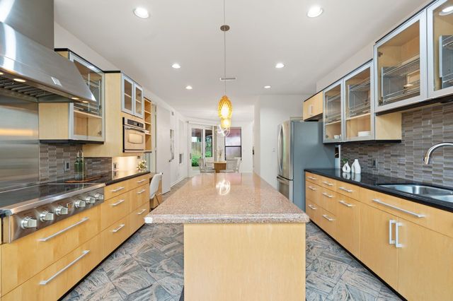 12039 E Circle Drive, Houston, TX 77071