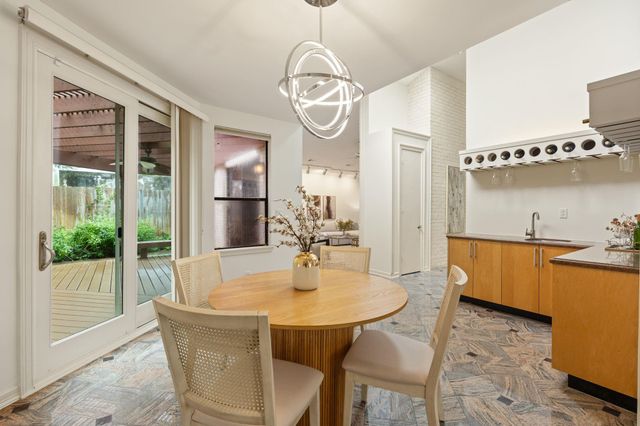 12039 E Circle Drive, Houston, TX 77071
