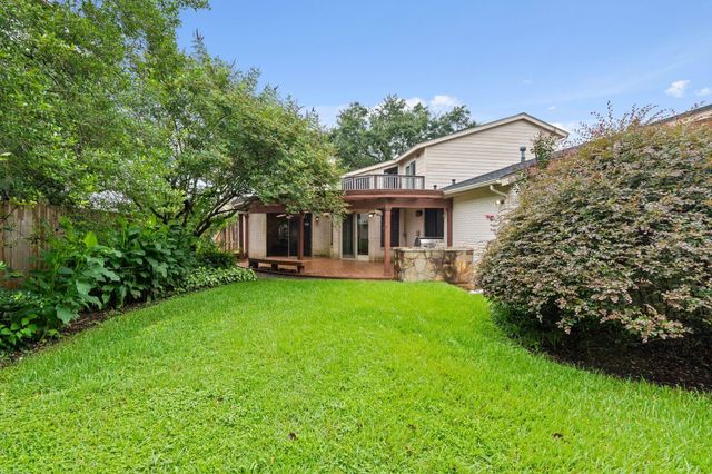 12039 E Circle Drive, Houston, TX 77071