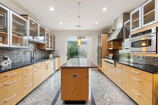 12039 E Circle Drive, Houston, TX 77071