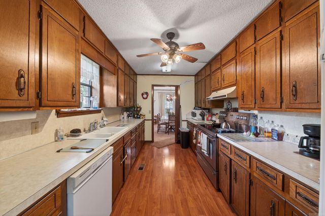 111 S Jackson, Cabot, AR 72023