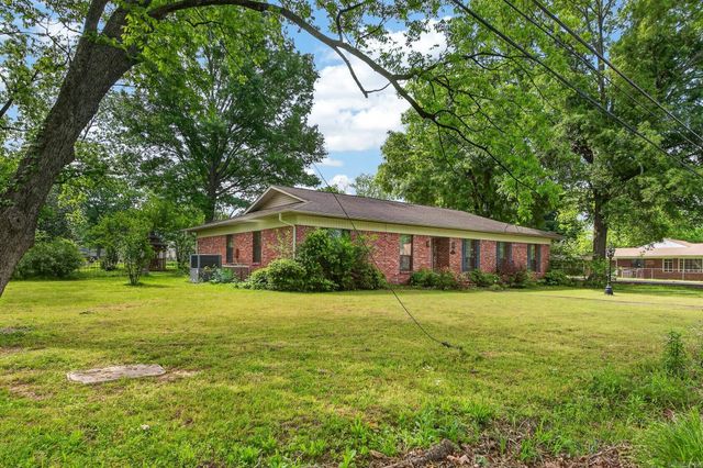 111 S Jackson, Cabot, AR 72023