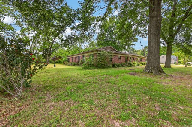111 S Jackson, Cabot, AR 72023