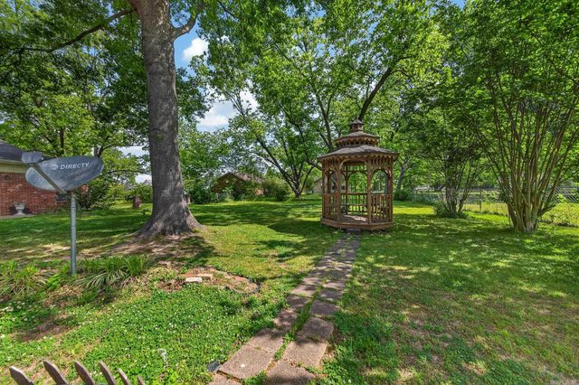 111 S Jackson, Cabot, AR 72023