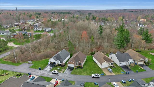 6260 Eckhardt Road 4, Hamburg, NY 14085