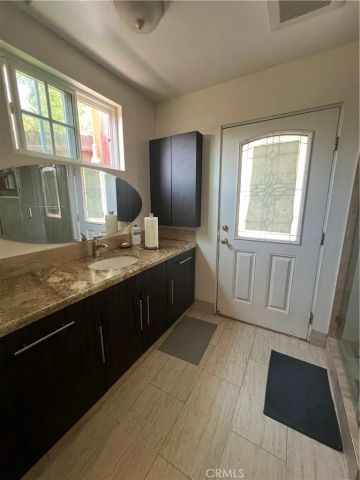9855 Mcbroom Street, Shadow Hills, CA 91040