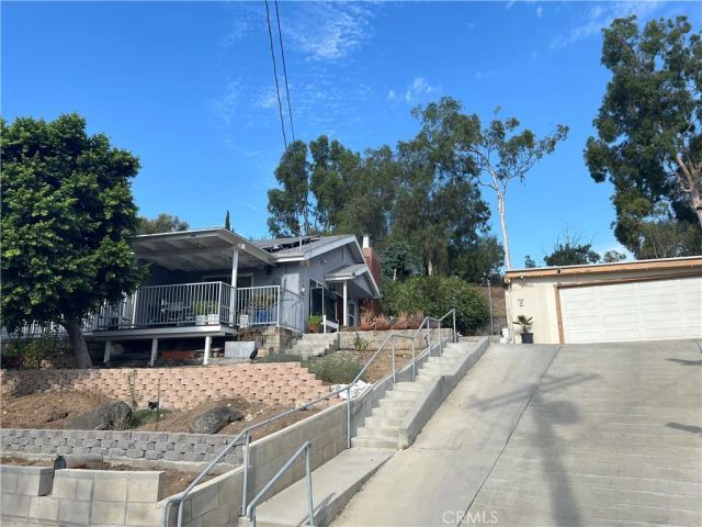 9855 Mcbroom Street, Shadow Hills, CA 91040