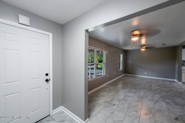 1532 LEESTAN Court, Orange Park, FL 32073