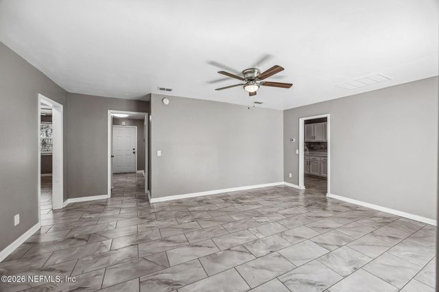 1532 LEESTAN Court, Orange Park, FL 32073