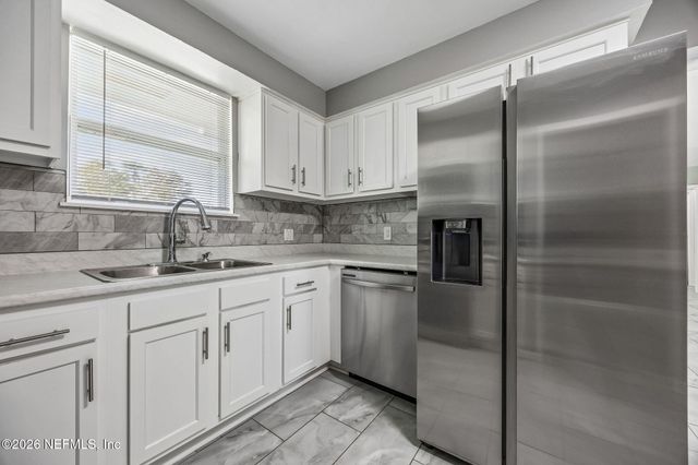 1532 LEESTAN Court, Orange Park, FL 32073