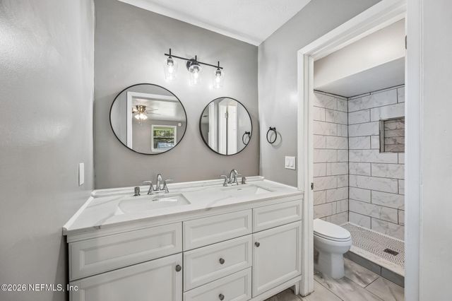 1532 LEESTAN Court, Orange Park, FL 32073