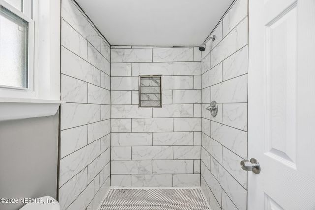 1532 LEESTAN Court, Orange Park, FL 32073