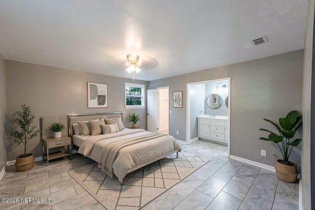 1532 LEESTAN Court, Orange Park, FL 32073