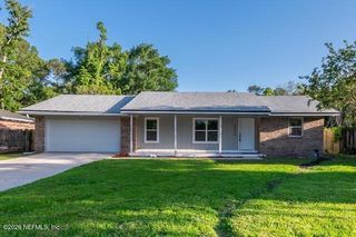 1532 LEESTAN Court, Orange Park, FL 32073