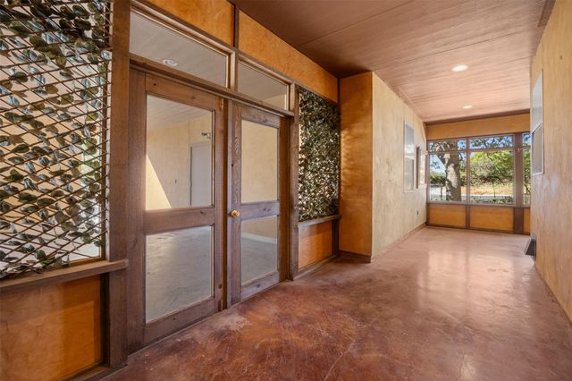 1200 Doe Run HOLW, Fredericksburg, TX 78624