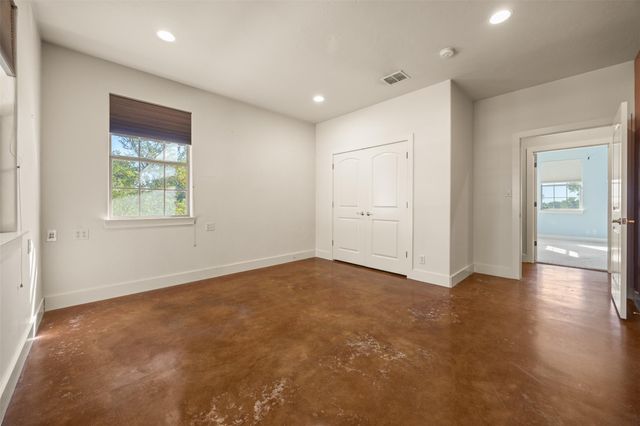 1200 Doe Run HOLW, Fredericksburg, TX 78624