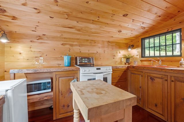 42 White Birch Point Road, Antrim, NH 03440