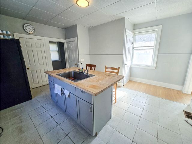 130 Lincoln Street, Rochester, NY 14605