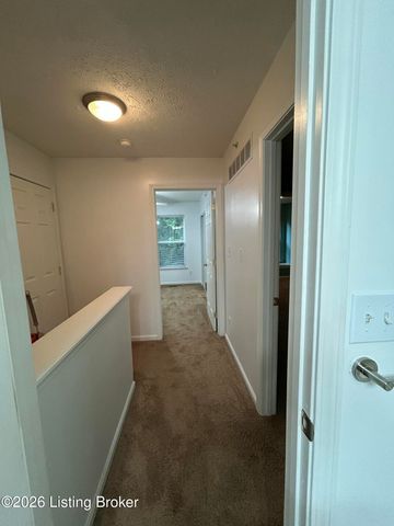 5305 Carolina Crossings Way 201, Louisville, KY 40219
