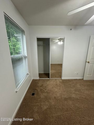 5305 Carolina Crossings Way 201, Louisville, KY 40219
