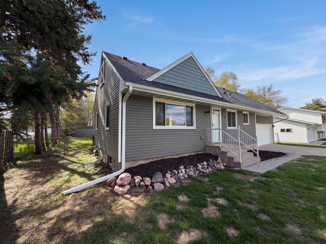 4835 Sandra Lane, White Bear Lake, MN 55110