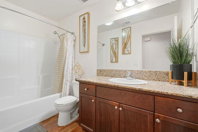 501 Alpha Street, Tulare, CA 93274