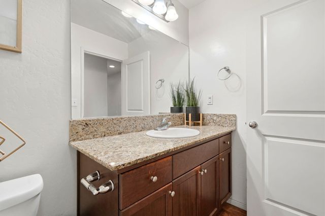 501 Alpha Street, Tulare, CA 93274