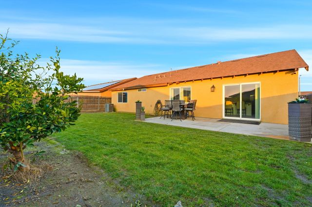 501 Alpha Street, Tulare, CA 93274