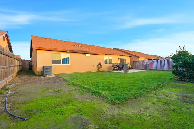 501 Alpha Street, Tulare, CA 93274