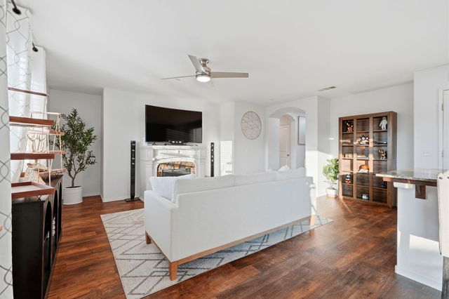 501 Alpha Street, Tulare, CA 93274