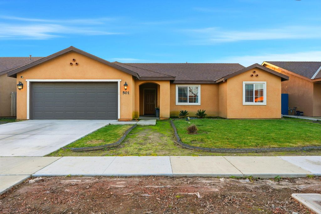 501 Alpha Street, Tulare, CA 93274