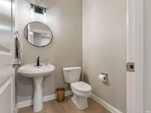 9116 Metea Valley Crossing, Leo, IN 46765