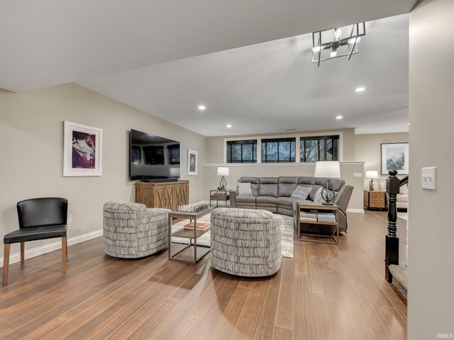 9116 Metea Valley Crossing, Leo, IN 46765