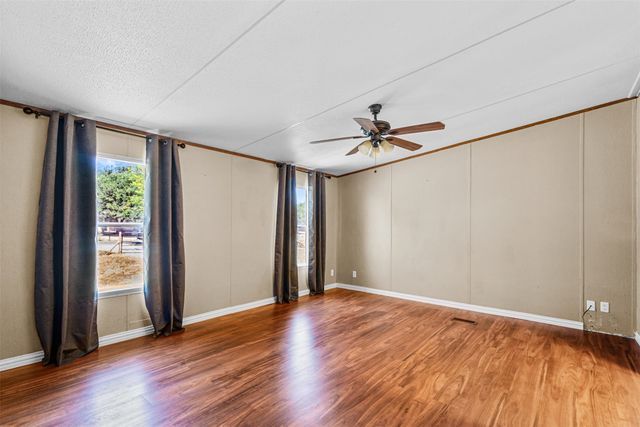 12156 Thistle Lane, Justin, TX 76247